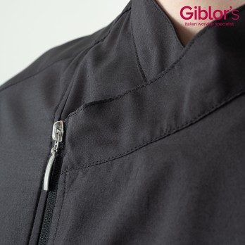 Blouse blanche légère à manches courtes pour le secteur médical est en ligne