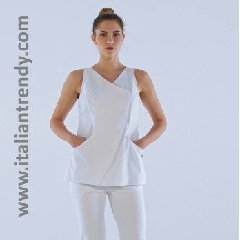 White tunic shirt for a women's beauty center spa by Sara ItalianTrendy Q2K00236 1